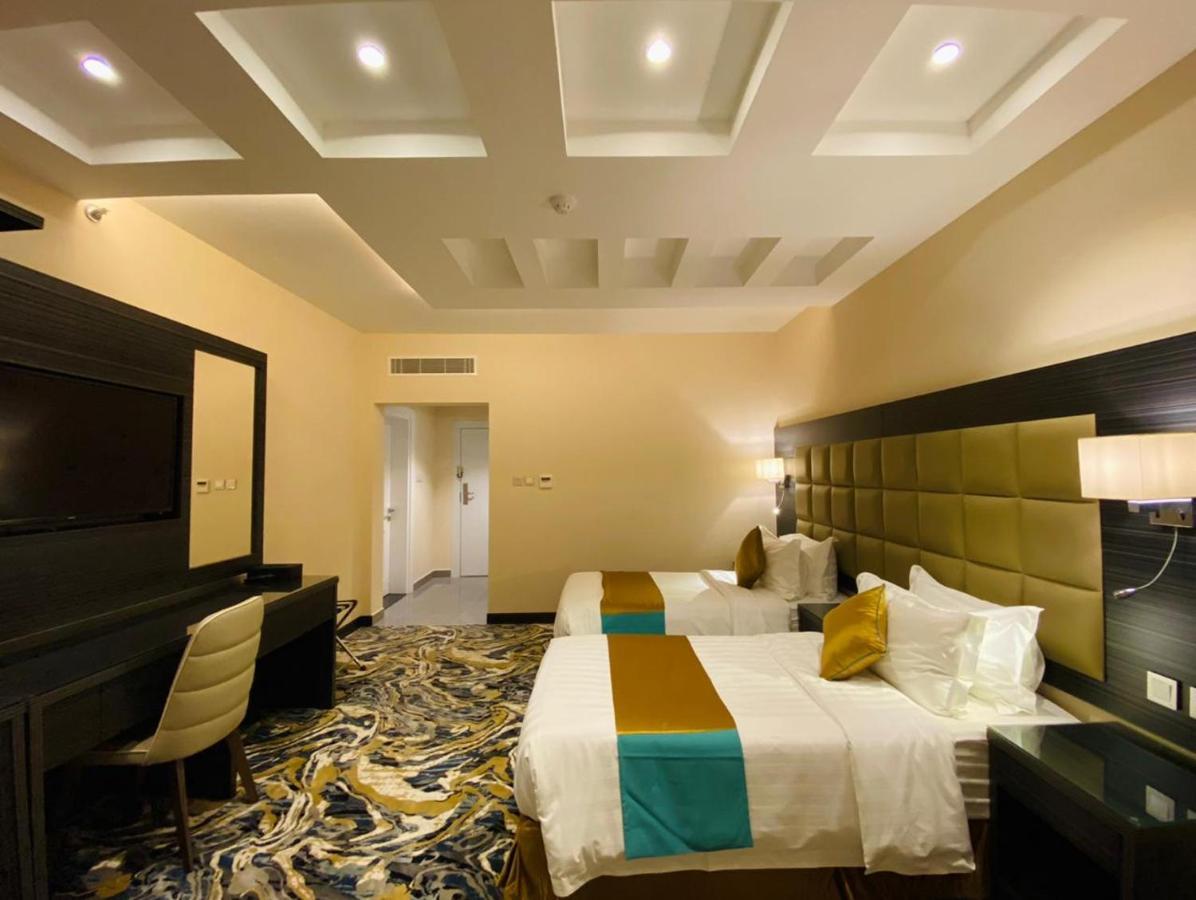 אל-מדינה Y Platinum Hotel מראה חיצוני תמונה
