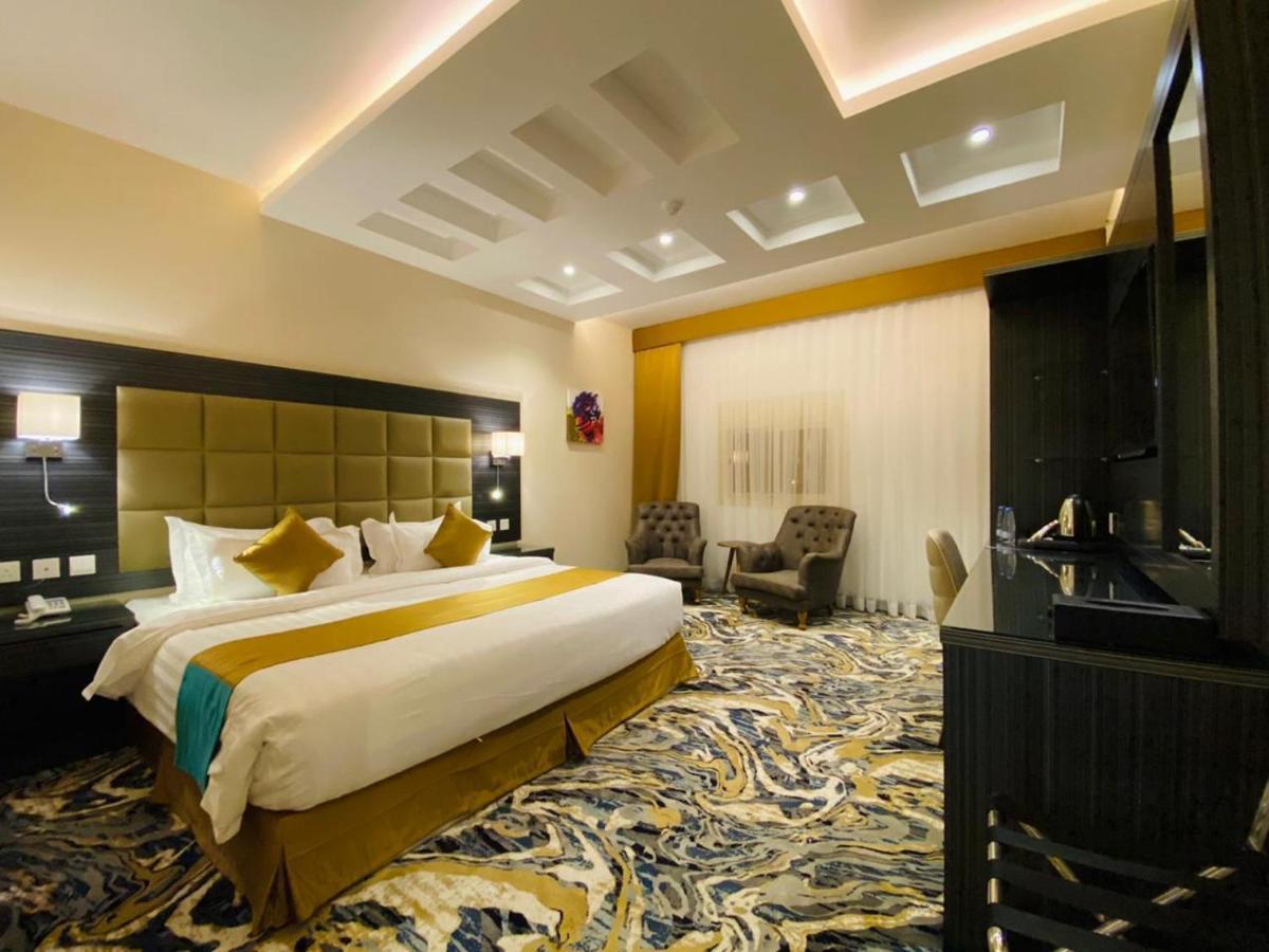אל-מדינה Y Platinum Hotel מראה חיצוני תמונה