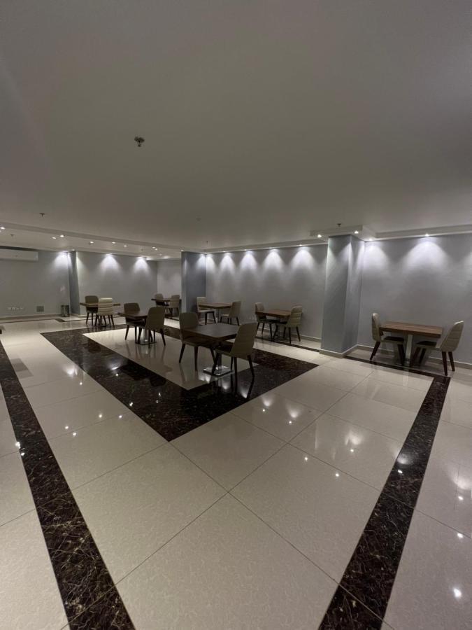 אל-מדינה Y Platinum Hotel מראה חיצוני תמונה